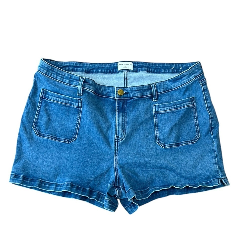 Lane Bryant jean shorts Size 24 Plus Blue denim Pockets